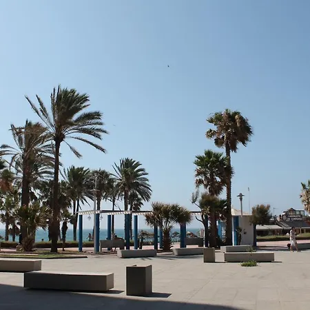 Frente Al Mar Apartment Malaga Exterior photo